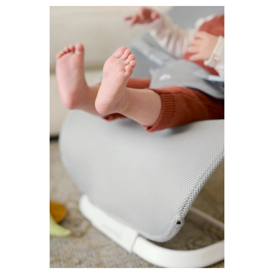 Munchkin Spring 2-in-1 Bouncer & Rocker