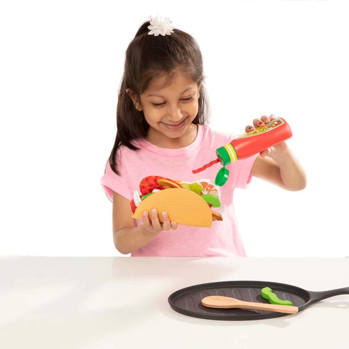 Melissa and Doug Fill & Fold Taco & Tortilla Set
