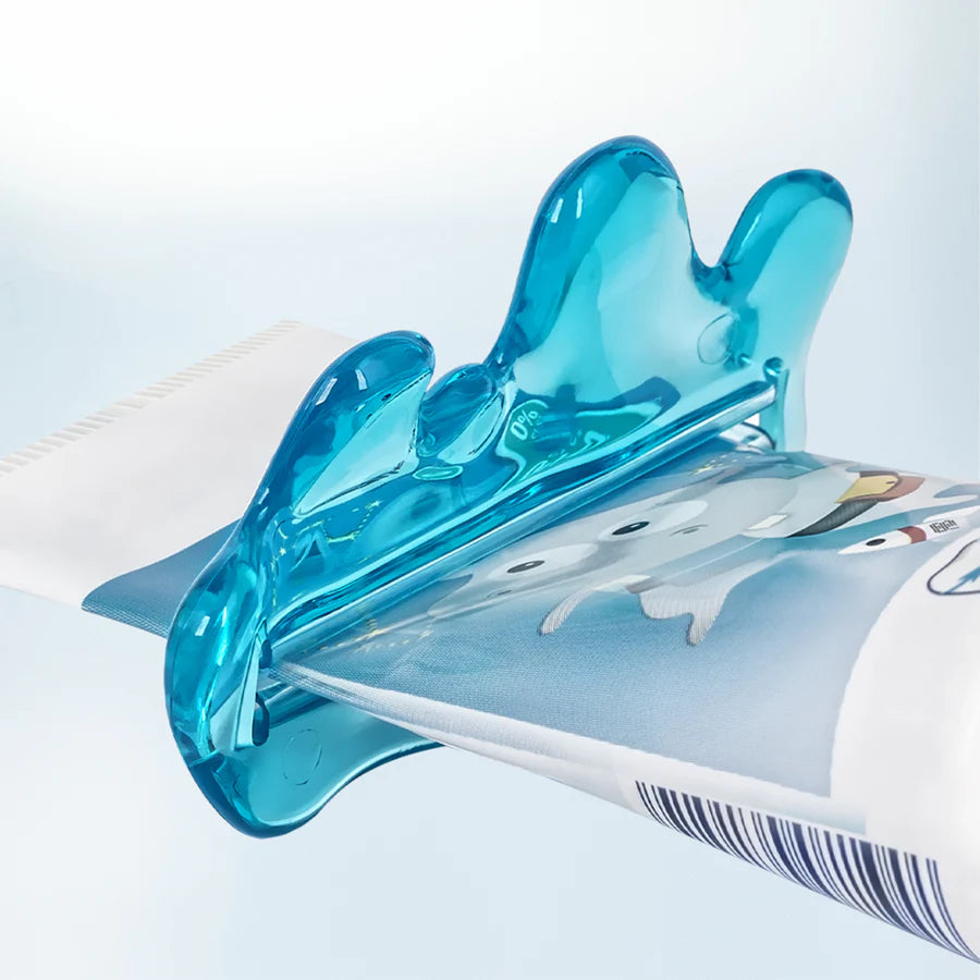 Flipper Toothpaste Squirter Whale (Pink) Flipper Toothpaste Squirter Whale (Pink)