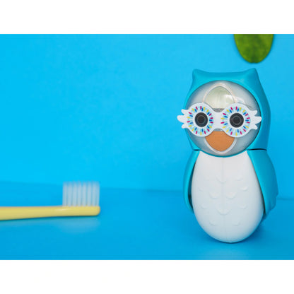 Flipper Hygienic Toothbrush Holder for Kids with 1-minute Timer Owl (Blue)