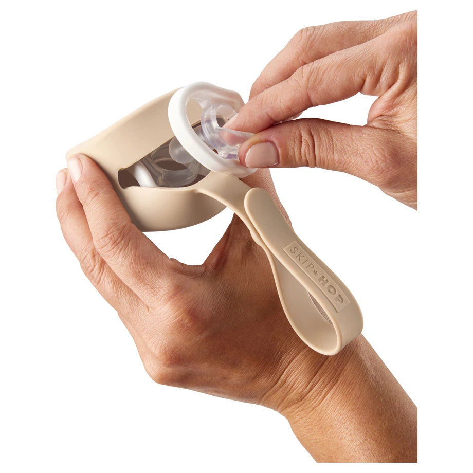 Skip Hop Silicone Pacifier Holder (Oat)