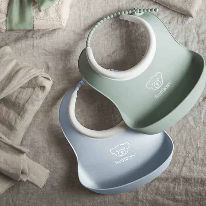 Babybjorn Baby Bib Pack of 2 (Powder Green / Powder Blue)