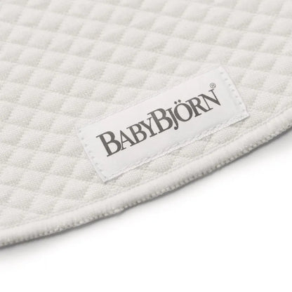 BabyBjörn Bib For Baby Carrier 2-Pack Mini And Move (White)