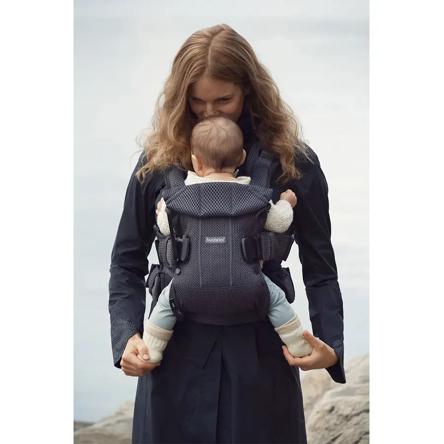 حاملة الأطفال BabyBjörn One Air، شبكة ثلاثية الأبعاد (أنثراسايت) حاملة الأطفال BabyBjörn One Air، شبكة ثلاثية الأبعاد (أنثراسايت)