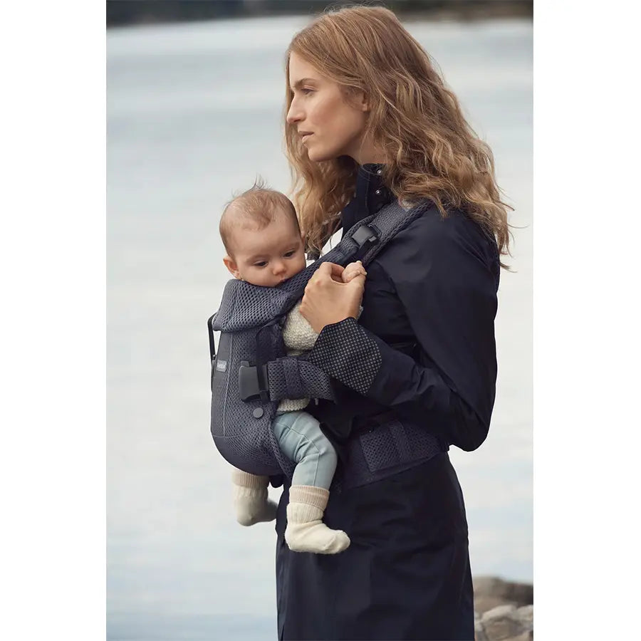 حاملة الأطفال BabyBjörn One Air، شبكة ثلاثية الأبعاد (أنثراسايت) حاملة الأطفال BabyBjörn One Air، شبكة ثلاثية الأبعاد (أنثراسايت)