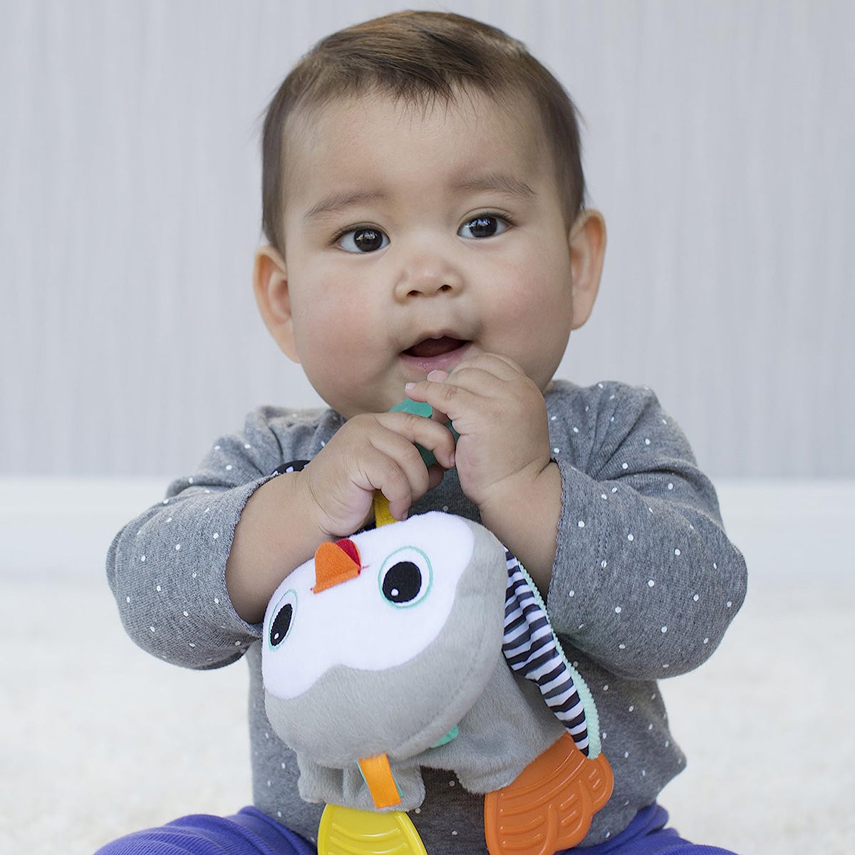 Infantino - Cuddly Teether - Penguin