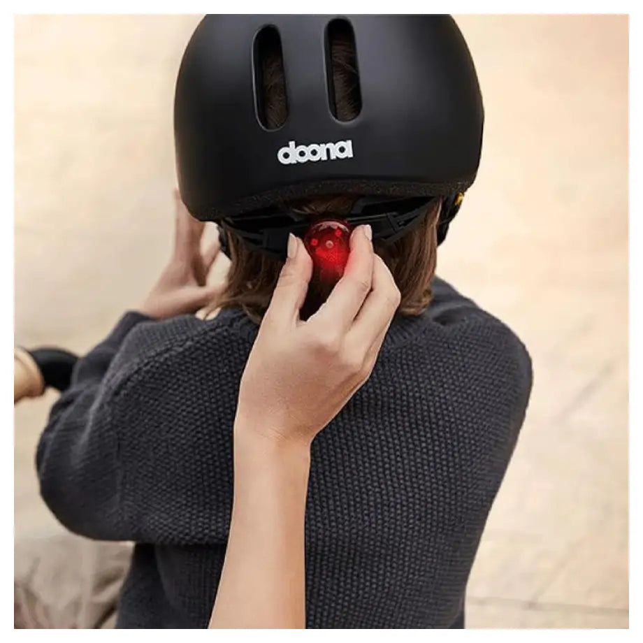 Doona Liki Helmet (Black)