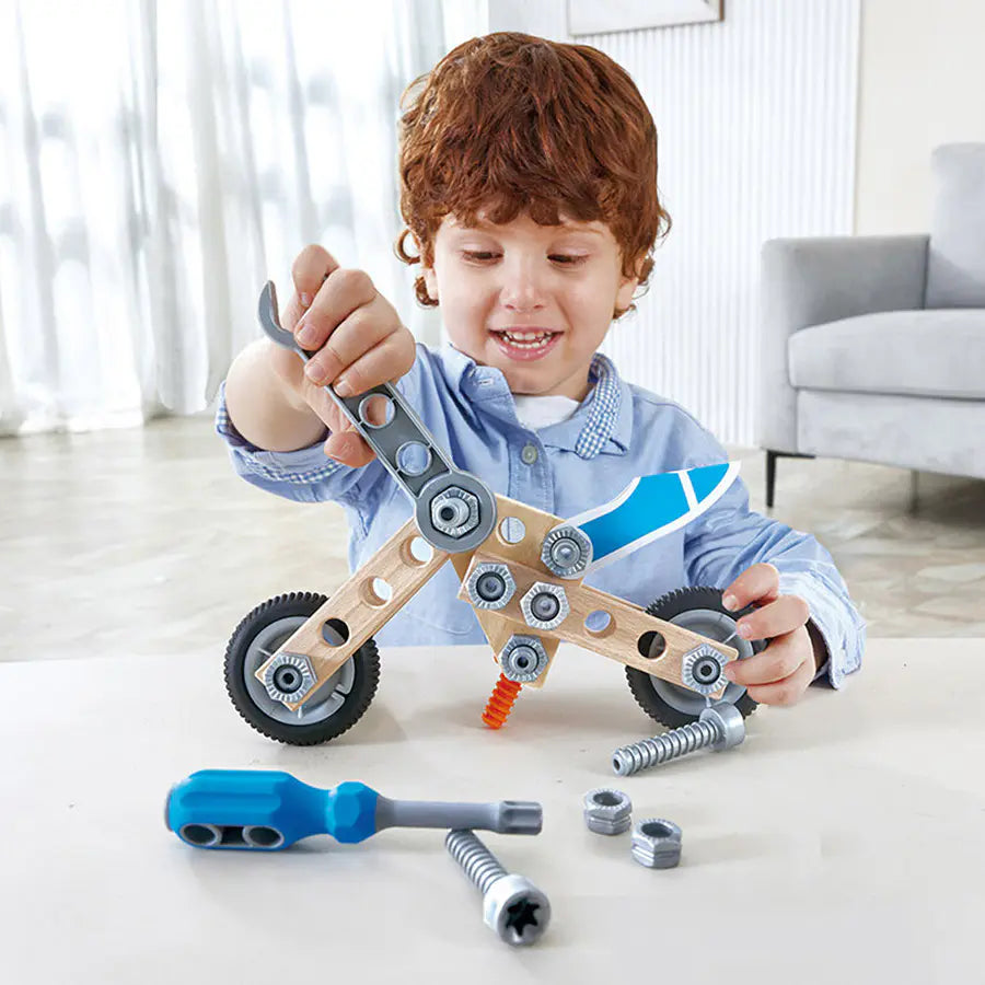 مجموعة الدراجات النارية من Hape Build 'n' Drive مجموعة الدراجات النارية من Hape Build 'n' Drive