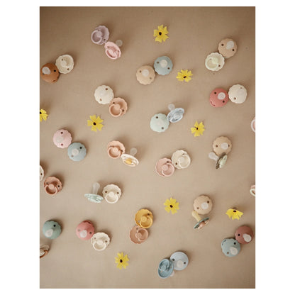 FRIGG Daisy Silicone Baby Pacifier (Poppy)