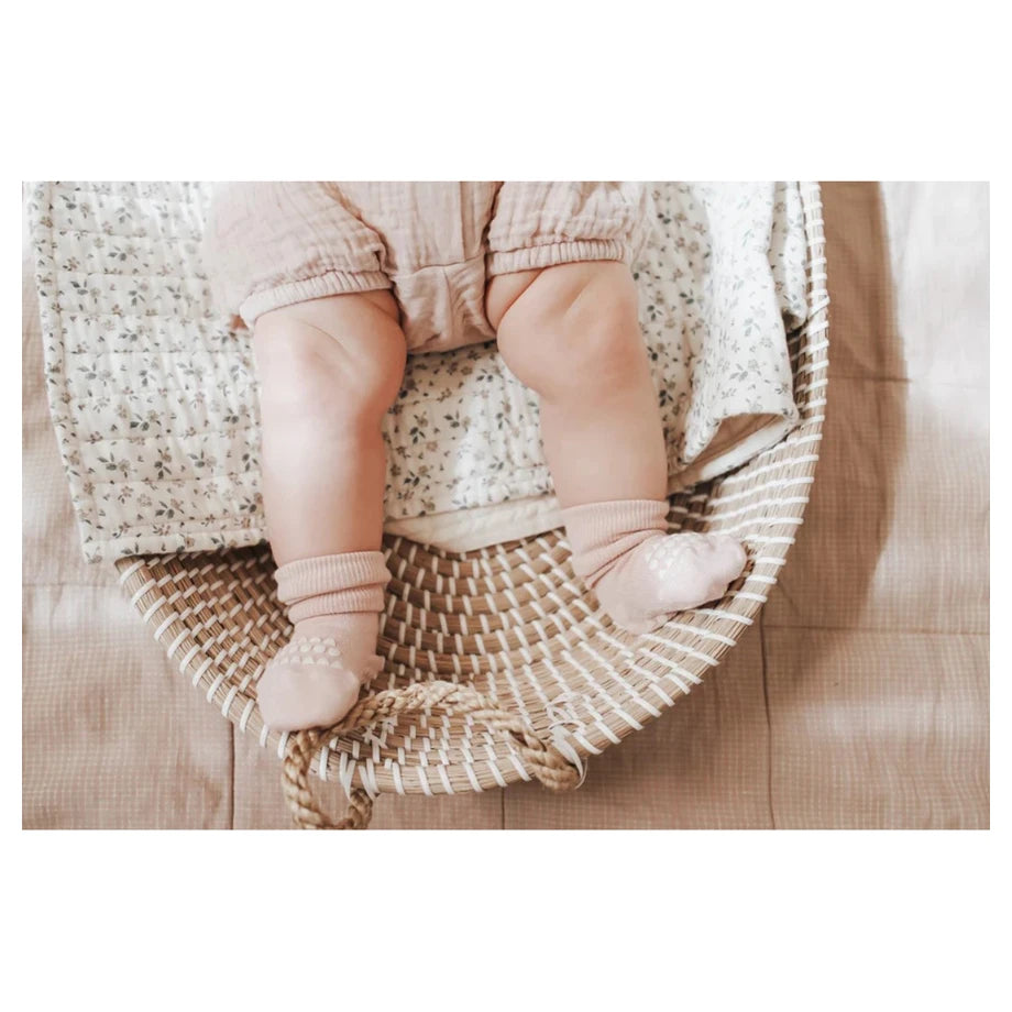 Go Baby Go Non-Slip Socks Bamboo (6-12M) (Soft Pink)