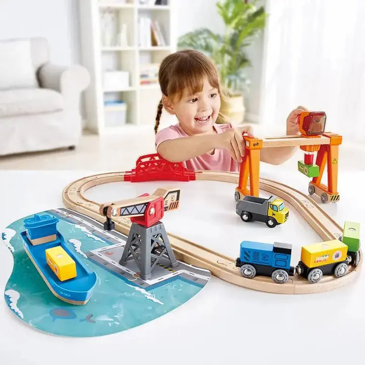 Hape Lift & Load Harbour Set