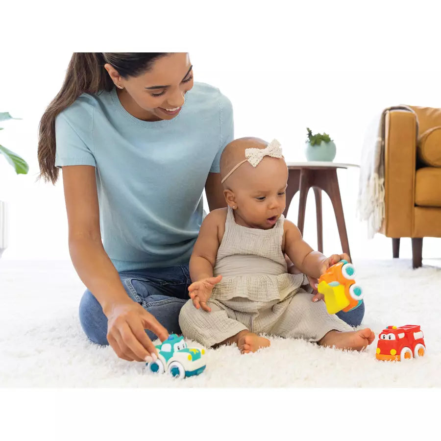 Infantino Grap & Roll Soft Wheels Fire Engine Infantino Grap & Roll Soft Wheels Fire Engine