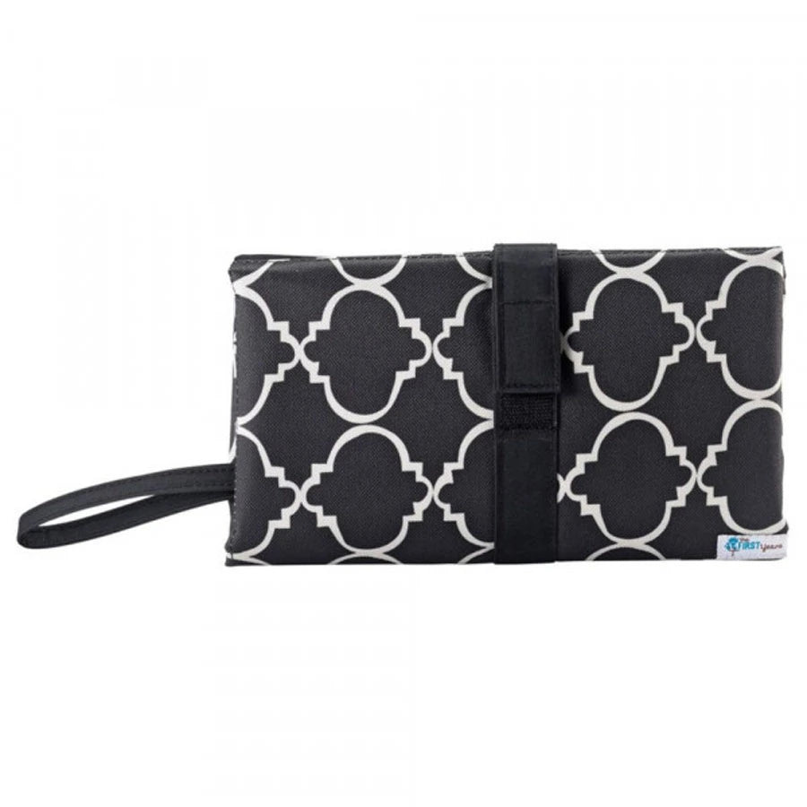 The First Years - Changing Clutch - Black Quatro