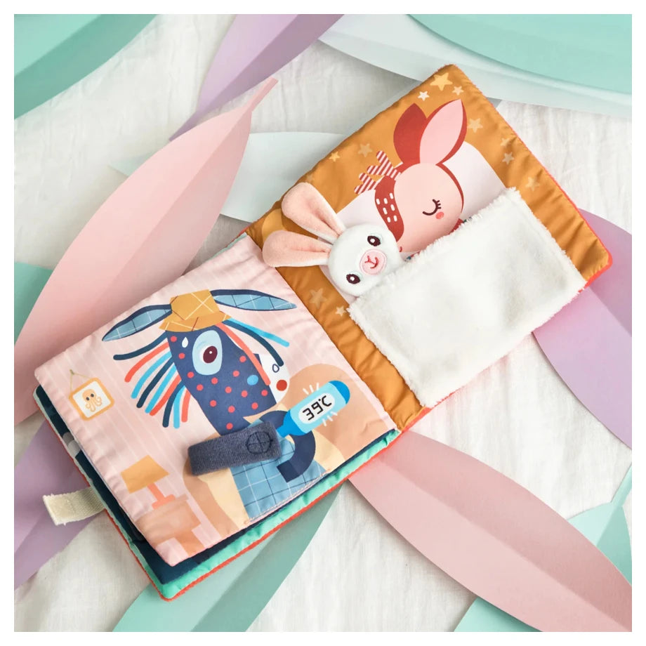 Lilliputiens Stella and Her Cuddle Activity Book