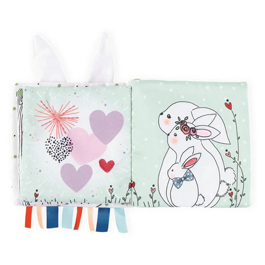 Kaloo Activity Book (The Rabbit in Love)