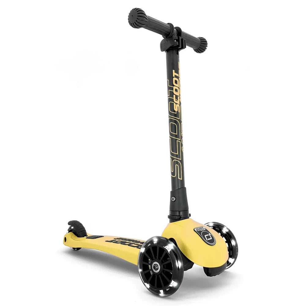 سكوتر Scoot & Ride Highwaykick 3 LED (ليموني) سكوتر Scoot & Ride Highwaykick 3 LED (ليموني)