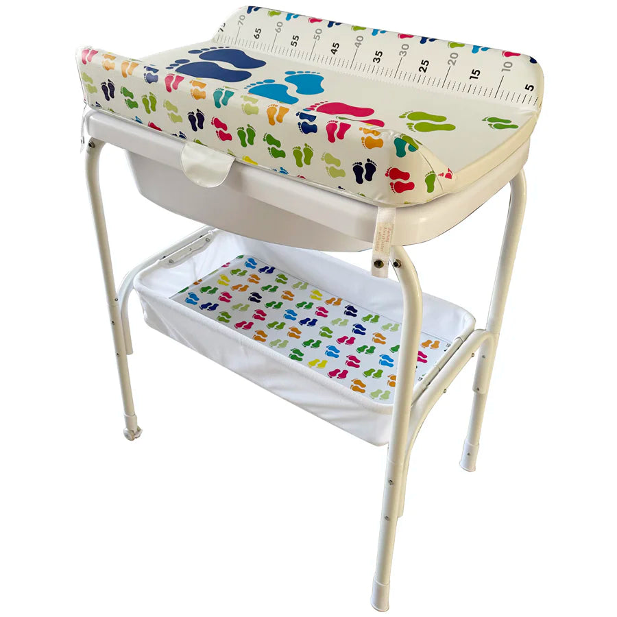حمام TheKiddoz وطاولة تغيير الحفاضات بتصميم أقدام صغيرة حمام TheKiddoz وطاولة تغيير الحفاضات بتصميم أقدام صغيرة