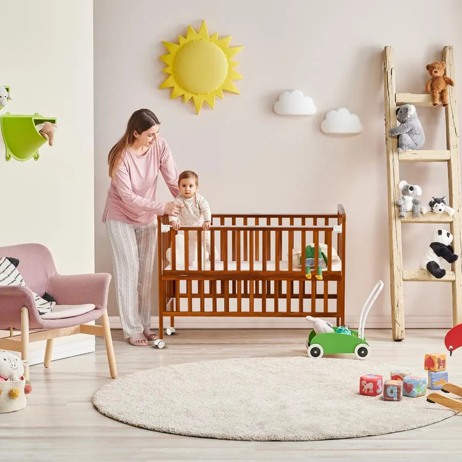 Moon Portable Crib (Light Brown)