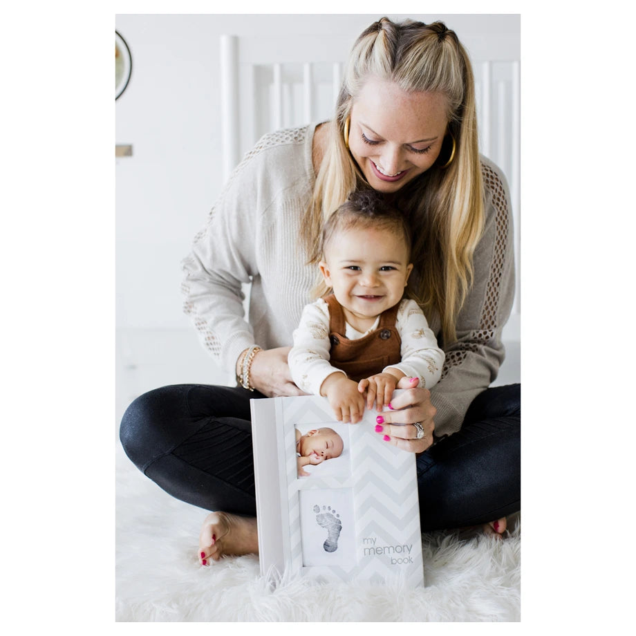 Pearhead Chevron Baby Book (Grey)