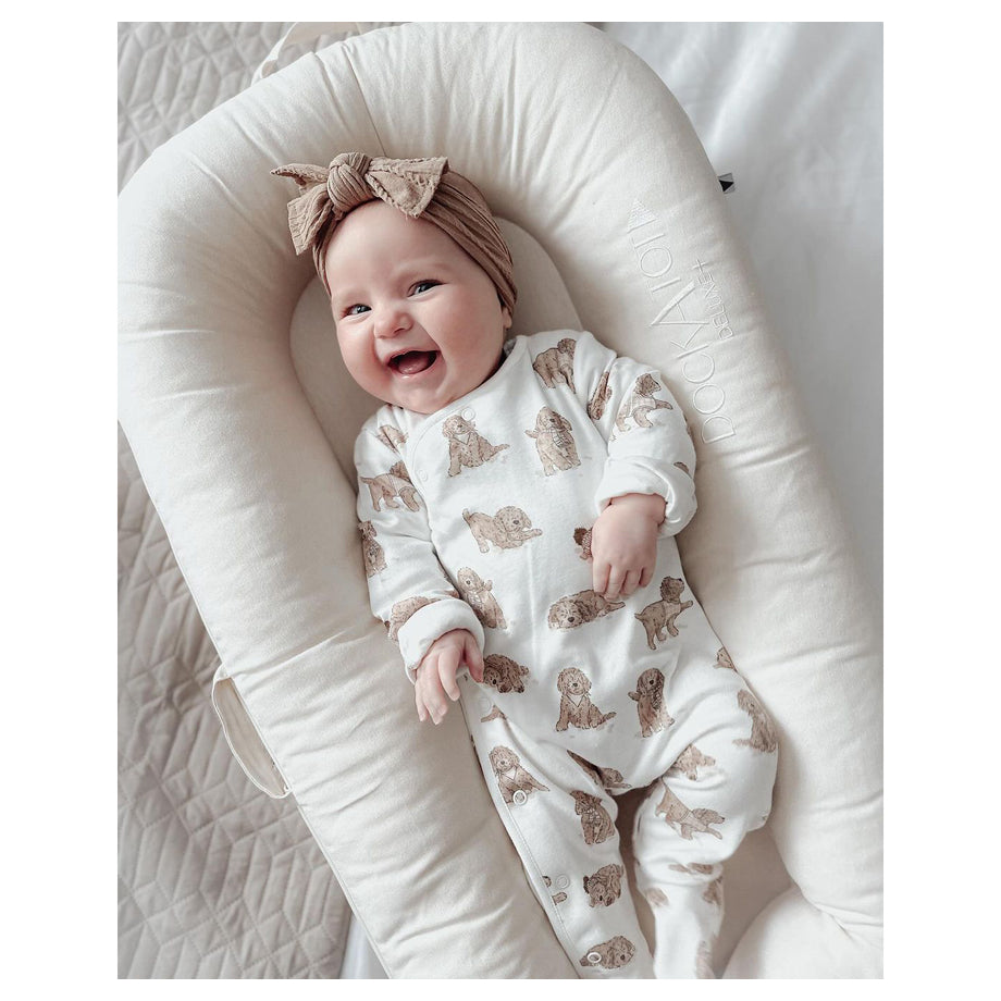 Dockatot Deluxe+ Dock Sleeping Pod (Sand Chambray)