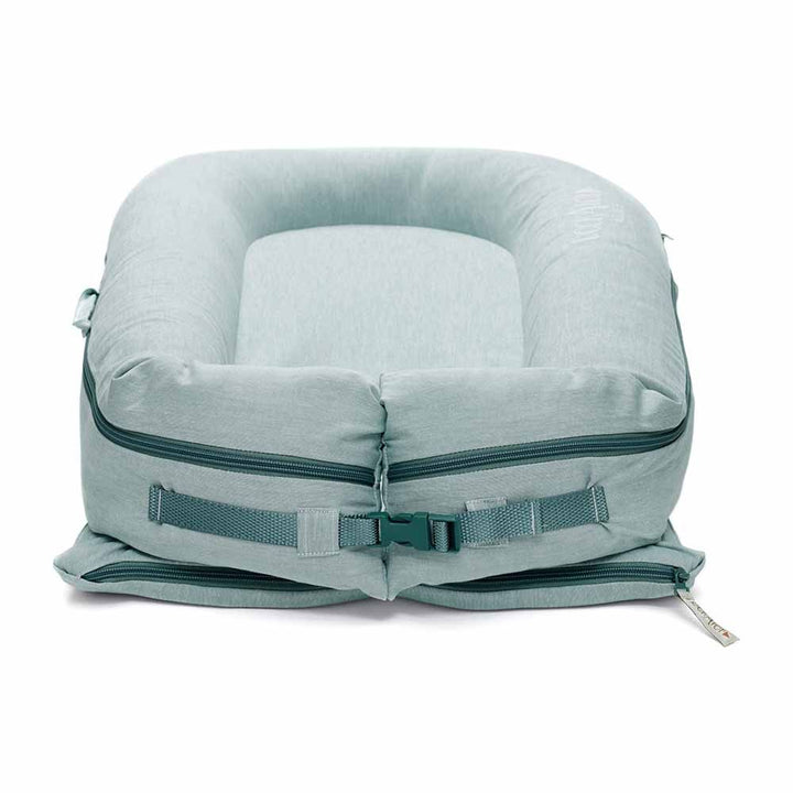 Dockatot Deluxe+ Pod Marine Chambray