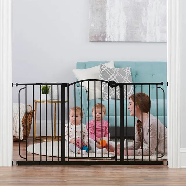 Regalo Home Accents بوابة أمان واسعة للغاية Regalo Home Accents بوابة أمان واسعة للغاية