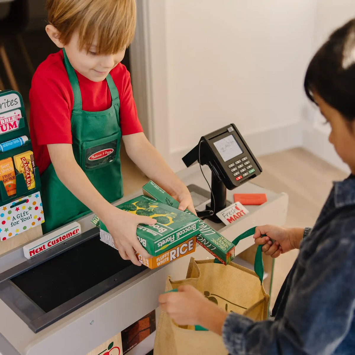 Melissa and Doug Grocery Store