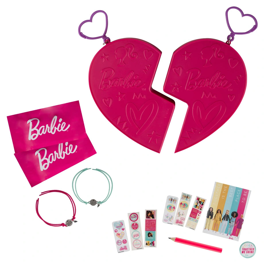 Barbie Forever Friends Locket Set