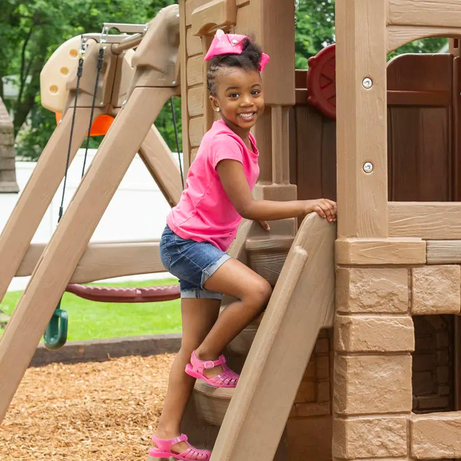 Step2 Adventure Lodge Play Center