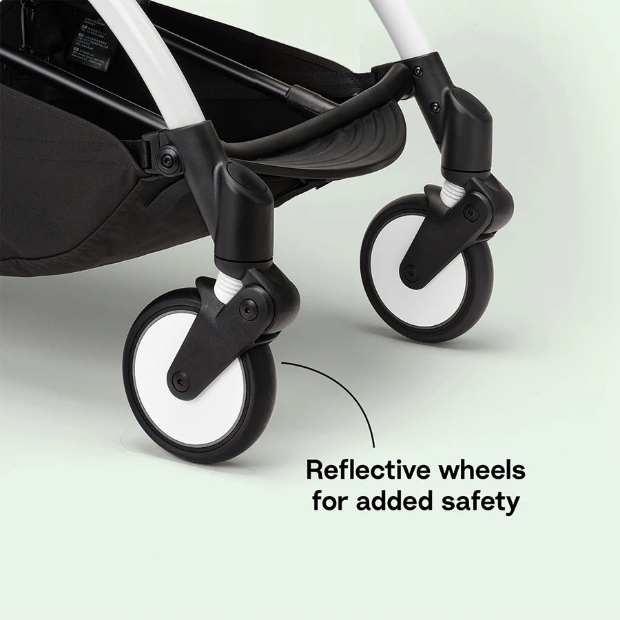 Stokke YOYO³ 0+ Stroller - Black Frame with Newborn Pack 0+ Stokke YOYO³ 0+ Stroller - Black Frame with Newborn Pack 0+