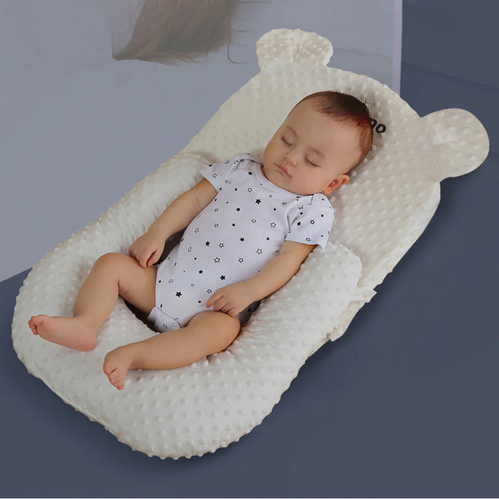 Sunveno Portable Baby Anti-spill Milk U Shape Pillow w/ 10° Slope pad