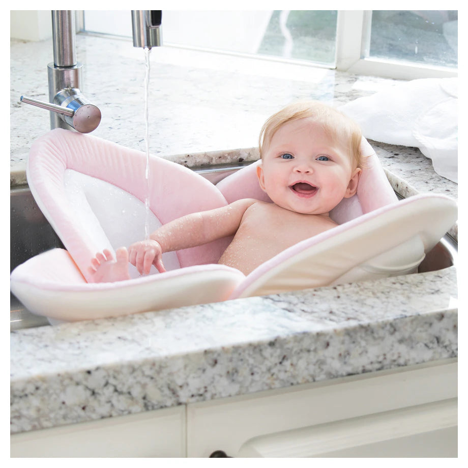 Blooming Bath Lotus with Snaps (Light Pink)