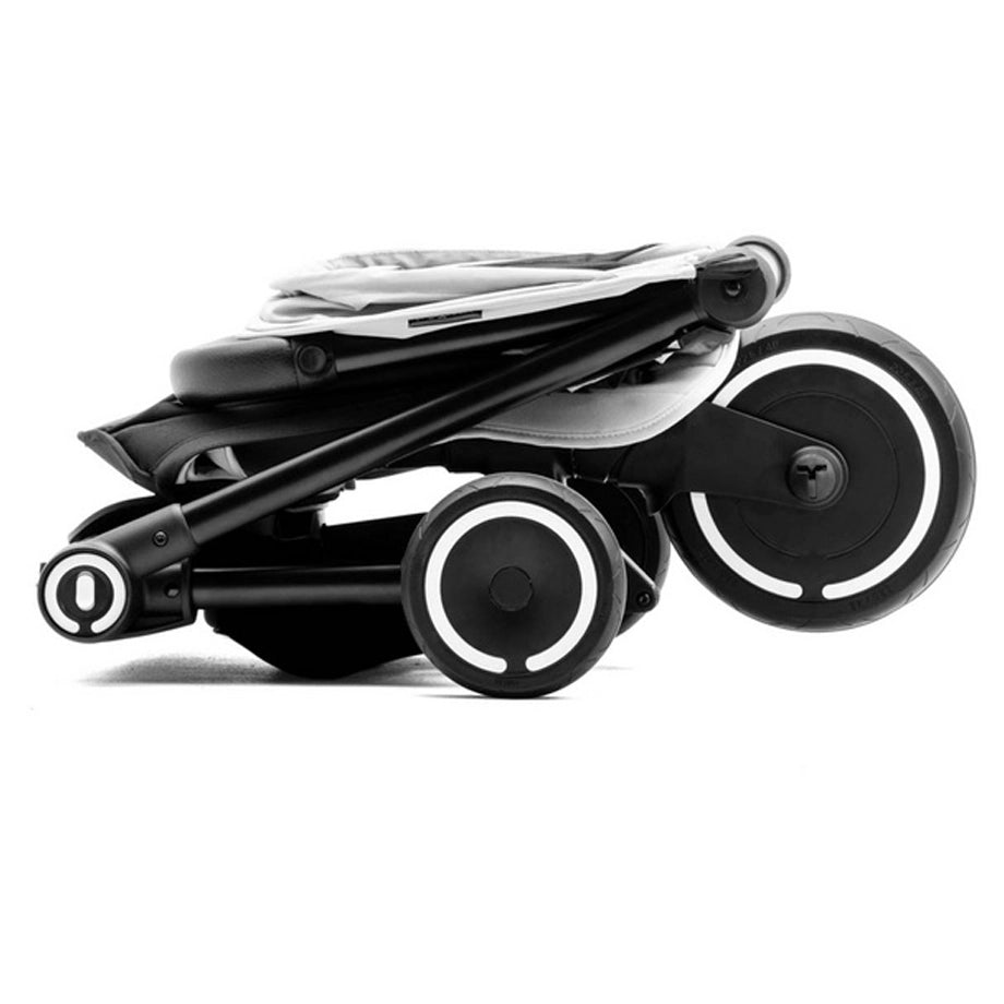 SmarTrike Traveler with Accessories (White)