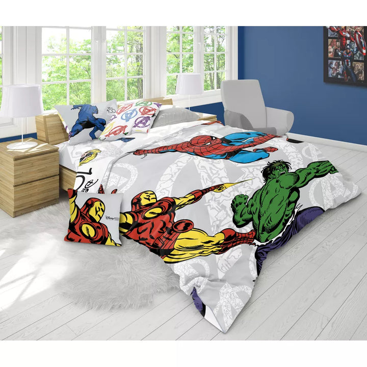 Disney Marvel Reversible Comforter Sets Pack of 4 (Avengers)