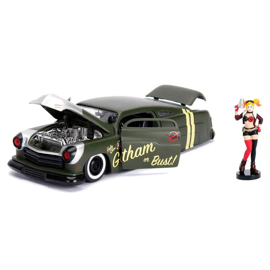 DC Comics Bombshells Harley Quinn & 1951 Mercury (1:24)