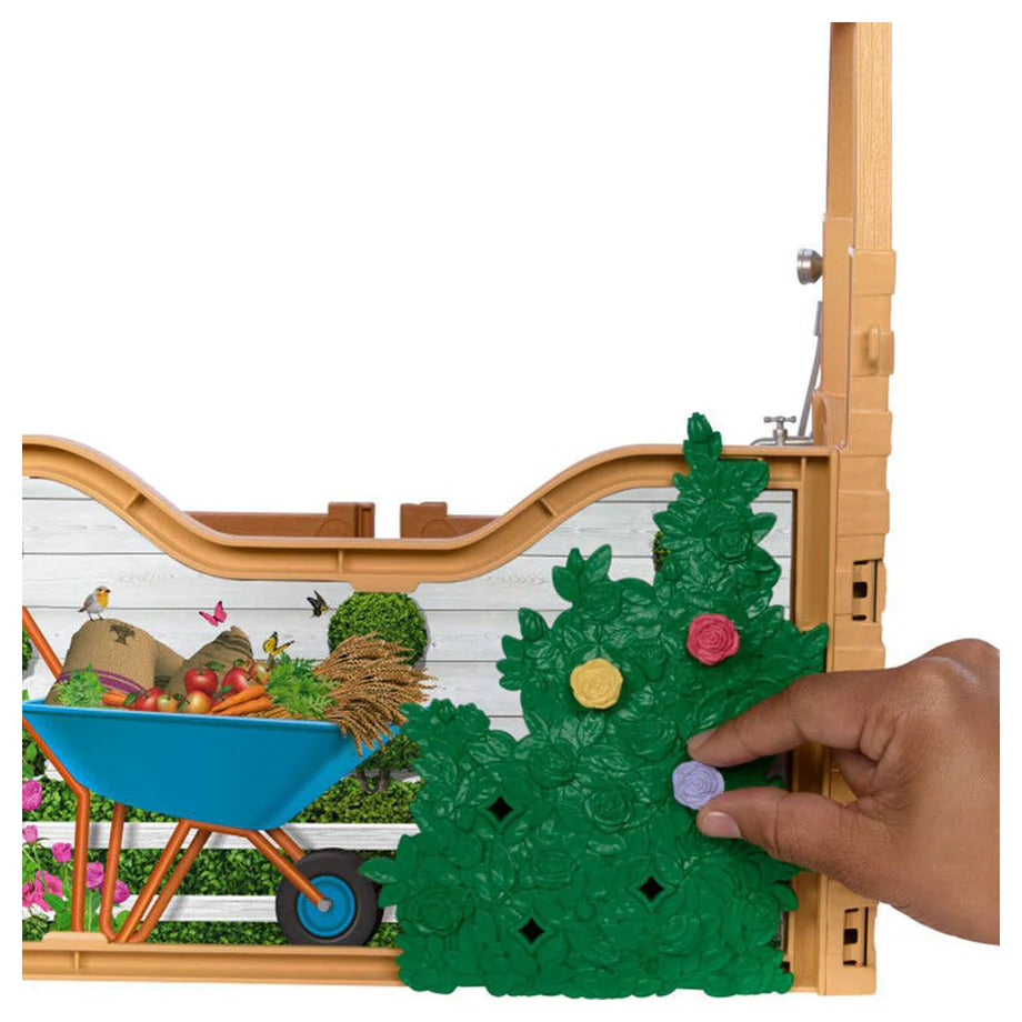 Barbie Mysteries: The Great Horse Chase Ultimate Stable Playset