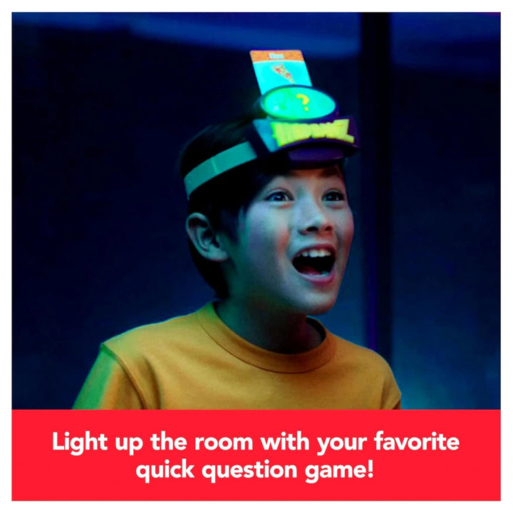 Spin Master Hedbanz Lightspeed Game with Lights & Sounds Family Game (74 Pieces)