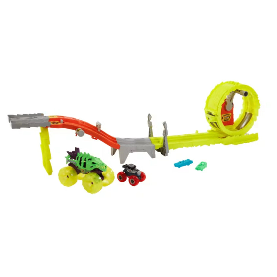 Hot Wheels Monster Trucks Power Smashers Charge & Chase Challenge Track Set