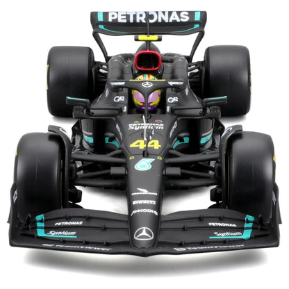 Bburago F 1 Mercedes-Amg W14 E Lewis Hamilton Die-Cast Car