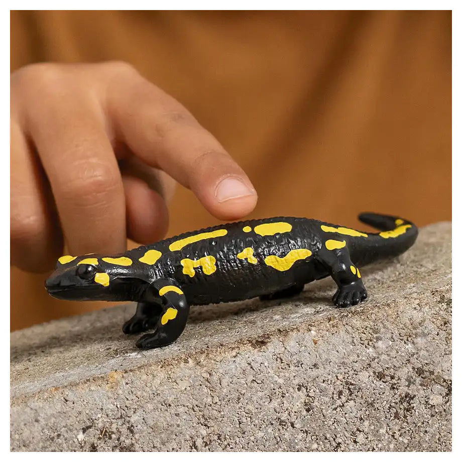 Schleich Wild Life Fire Salamander Lizard Figure