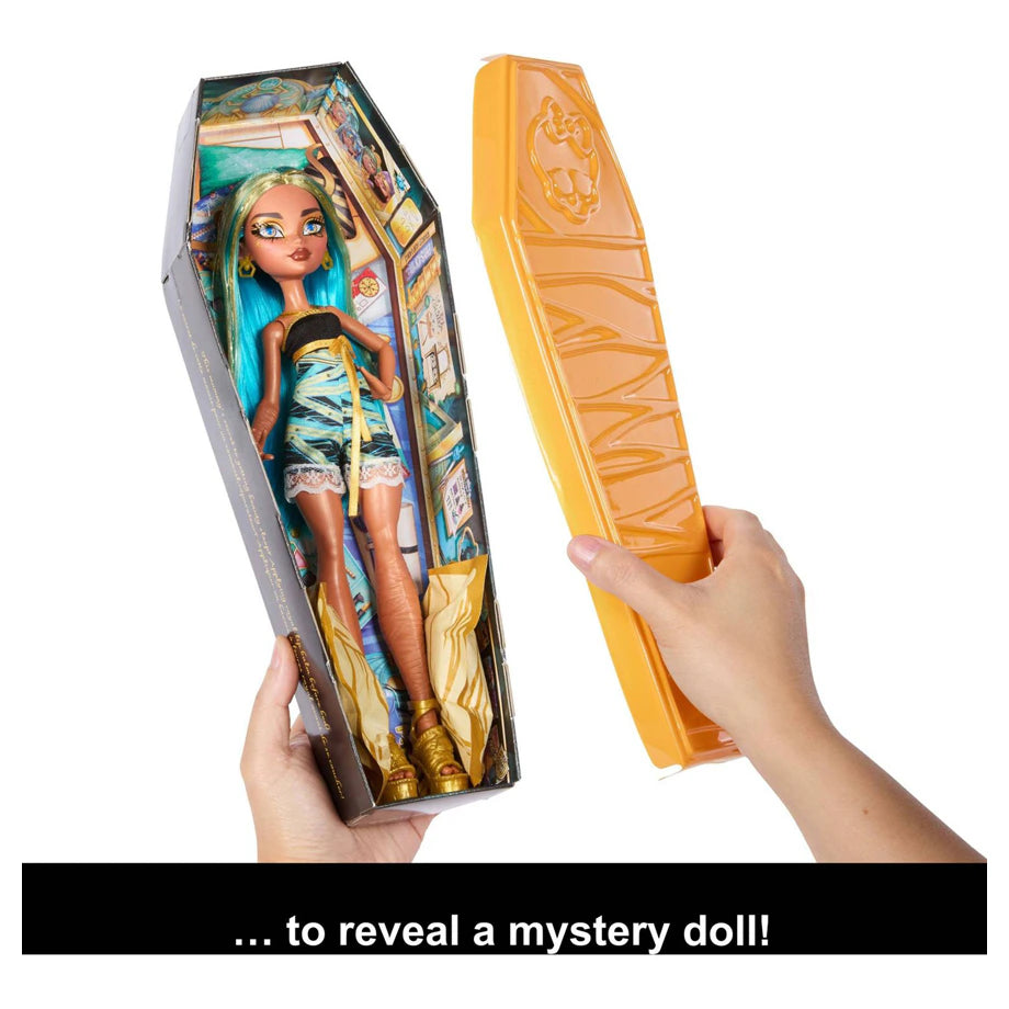 Monster High Buried Secrets Surprise Reveal Doll (Assorted)