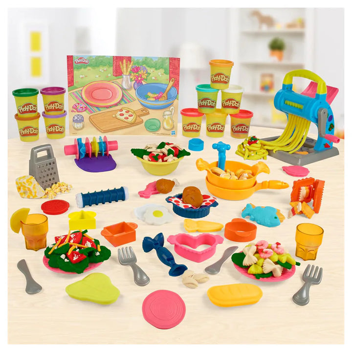 Play-Doh Pasta Dinner Kitchen Playset (35 Pieces)
