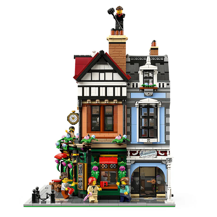 LEGO Icons Tudor Corner 10350 Building Set (3,266 Pieces)