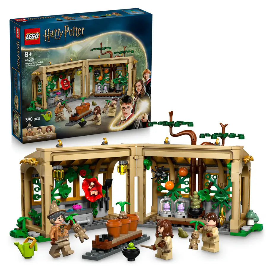 LEGO Harry Potter Hogwarts Castle: Herbology Class Building Set (390 Pieces)