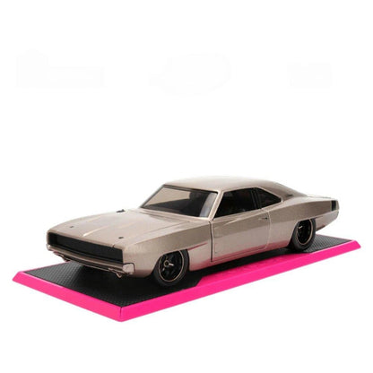 Jada Pink Slips 1968 Dodge Charger Widebody Die-cast Car (1:24, Beige)