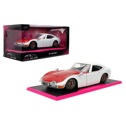 Jada Pink Slips 1967 Toyota 2000GT Die-cast Car (1:24, Red/White)