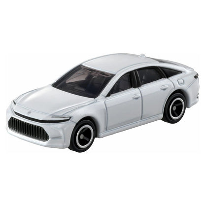 Takara Tomy Tomica 62 Toyota Crown Sedan Die-cast Car (1:66, White)