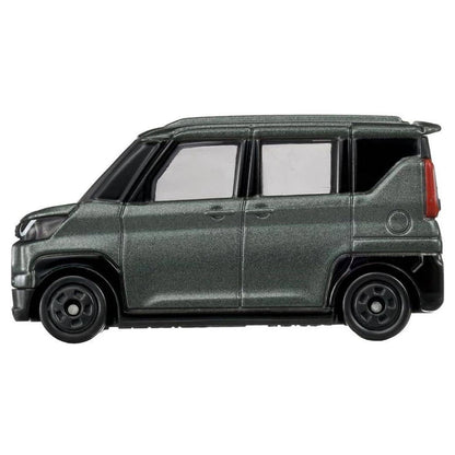Takara Tomy Tomica 24 Mitsubishi Delica Mini Die-cast Car (1:57, Green)