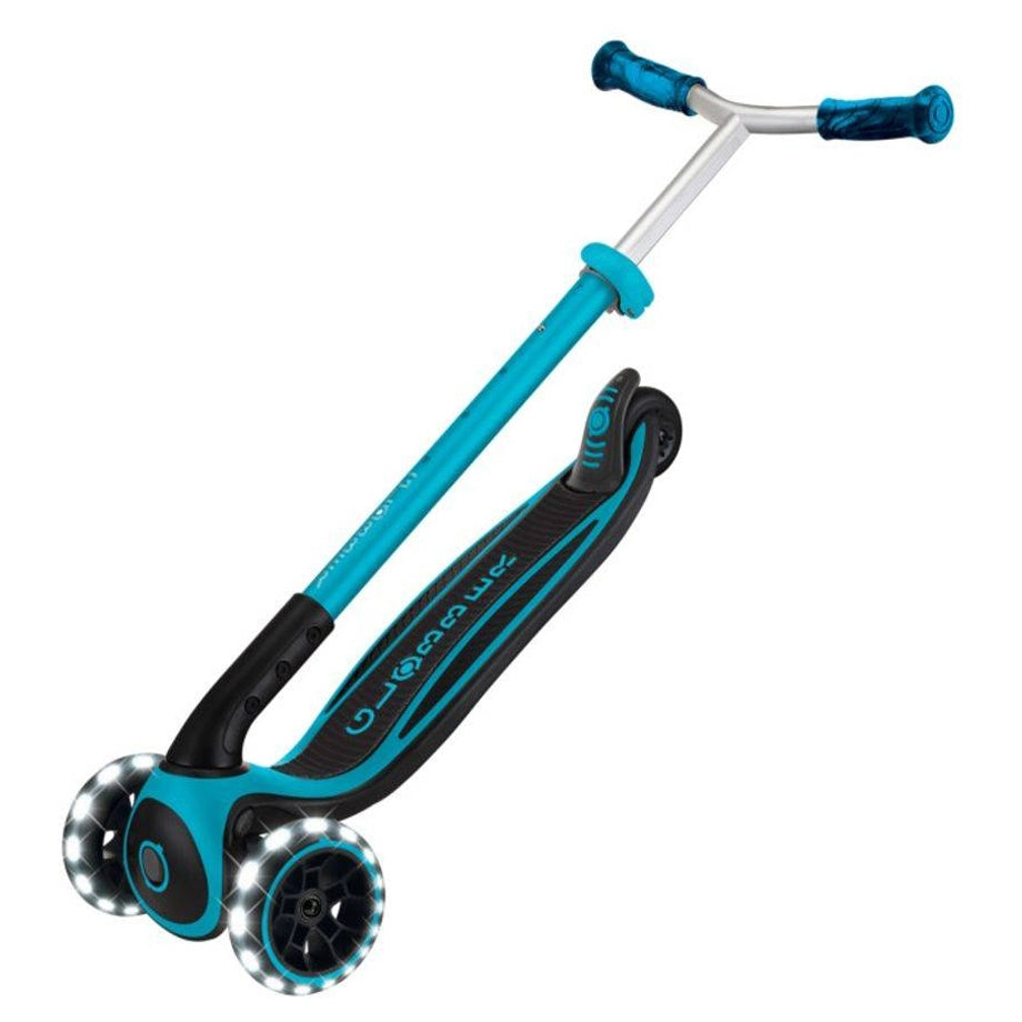 Globber Ace Lights Foldable 3-Wheel Kick Scooter (Aqua)