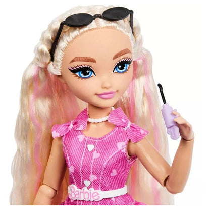 Mattel Barbie Dream Besties Barbie "Malibu" Blonde Hair Fashion Doll (7 Accessories)